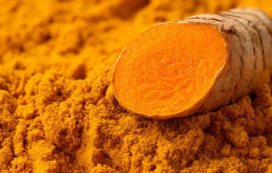 A Chemical Structure of Turmeric Root Powder